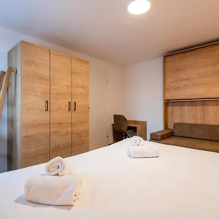 Amelies Mountain View Apartment Kaprun Exterior photo